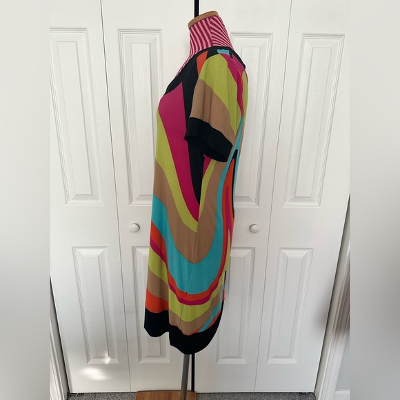 Multicolor Short Sleeve Dress - Picture 3 of 5